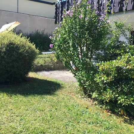 公寓 Vor Den Toren Bambergs - Einfamilienhaus Mit Garten! *