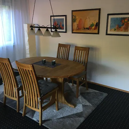 Apartment Vor Den Toren Bambergs - Einfamilienhaus Mit Garten! *