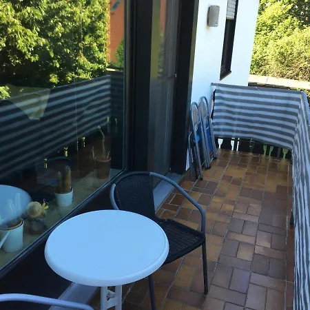 Vor Den Toren Bambergs - Einfamilienhaus Mit Garten! Lägenhet *